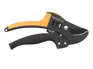 FORBICE POTA POWERSTEP INCUDINE  cm.19 (111670)    FISKARS