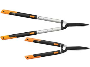 FORBICE TAGLIASIEPI TELESCOPICA SMARTFIT HS86- - manico allungabile tra mm.675 e mm.925 (114800) - 1 blister FISKARS