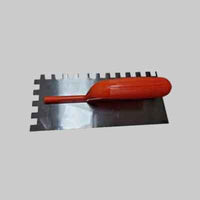 FRATTONE DENTATO C/MANICO IN PLASTICA IDEAL STAR 28x12 cm - Dentatura dx 7x7 mm - IDEAL STAR