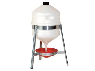 ABBEVERATOIO SATURNO IN PLASTICA CON TREPPIEDI IN METALLO PER POLLI  lt.30 di capienza ø cm.31x72h.