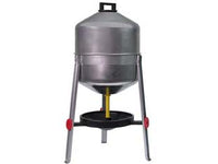 ABBEVERATOIO GIOVE IN LAMIERA CON TREPPIEDI IN METALLO PER POLLI  lt.30 di capienza ø cm.31x72h.