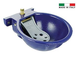 ABBEVERATOIO IN GHISA PER BOVINI E CAVALLI  capacitÃE lt.2  ÃE¸ cm.22