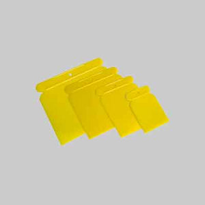 SET SPATOLE IN PLASTICA conf. 4 pezzi