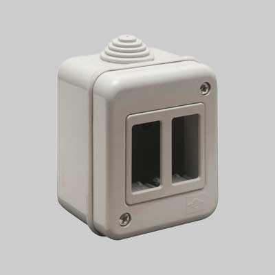CONTENITORE DA PARETE PER APPARECCHI IP40 3 Posti - EC ELETTROCANALI