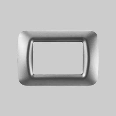 PLACCA COPRINTERRUTTORI IN TITANIO METALLIZZATO 'SYSTEM' 3 posti - GEWISS