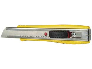 CUTTER GRANDE FATMAX MM.18 IN ALLUMINIO CON GUIDA IN ACCIAIO- - mm.155 (0-10-421) - 4 pezzi STANLEY