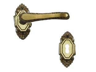 MANIGLIA LAVINIA CON ROSETTA IN OTTONE- - tipo leggero - 1 paio