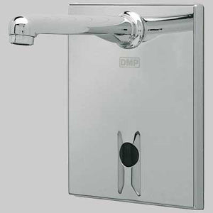 RUBINETTO INCASSO A FOTOCELLULA  Corrente 220 V  Bocca Cm 21     DMP