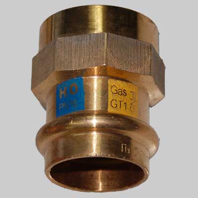 RACCORDO BRONZO DIRITTO FEMMINA A PRESSARE  18 x 3/4     MADE IN ITALY