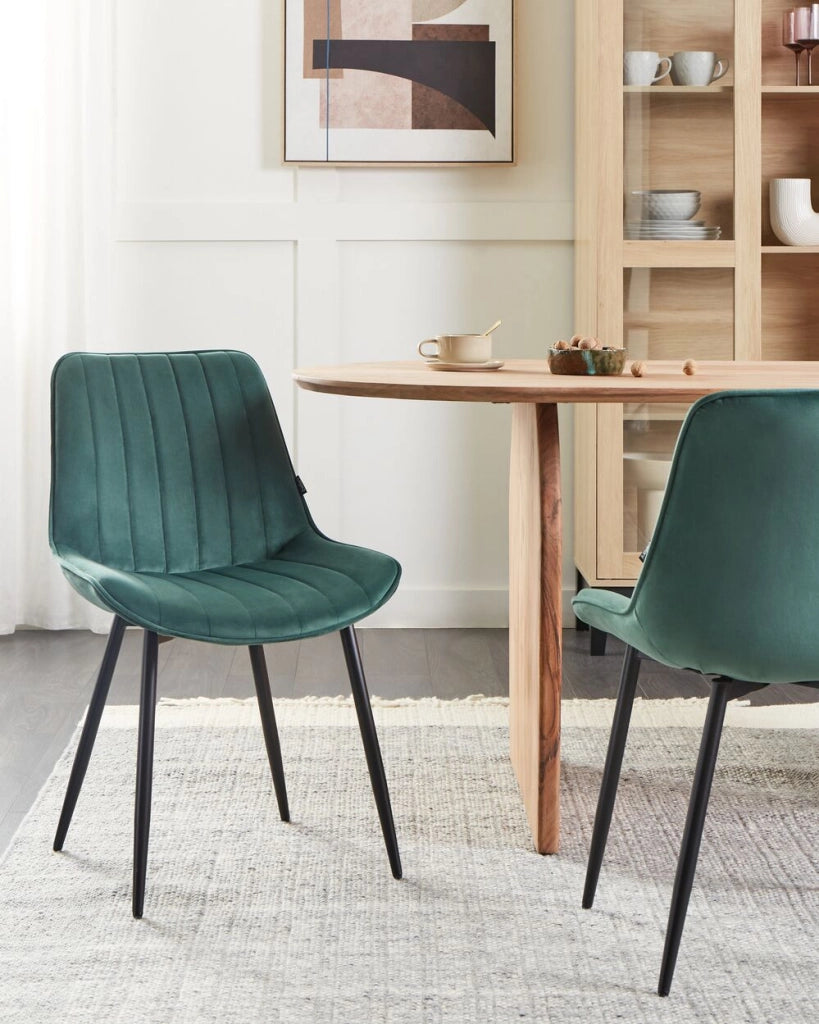 Set di 2 sedie da pranzo in velluto verde smeraldo con gambe in acciaio nero senza braccioli set da pranzo salotto soggiorno moderno