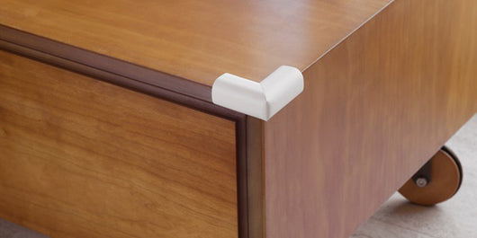 PARASPIGOLO IMBOTTITO ADESIVO BIANCO CONF. 4 PZ  FIG.2- 6,0 confezione