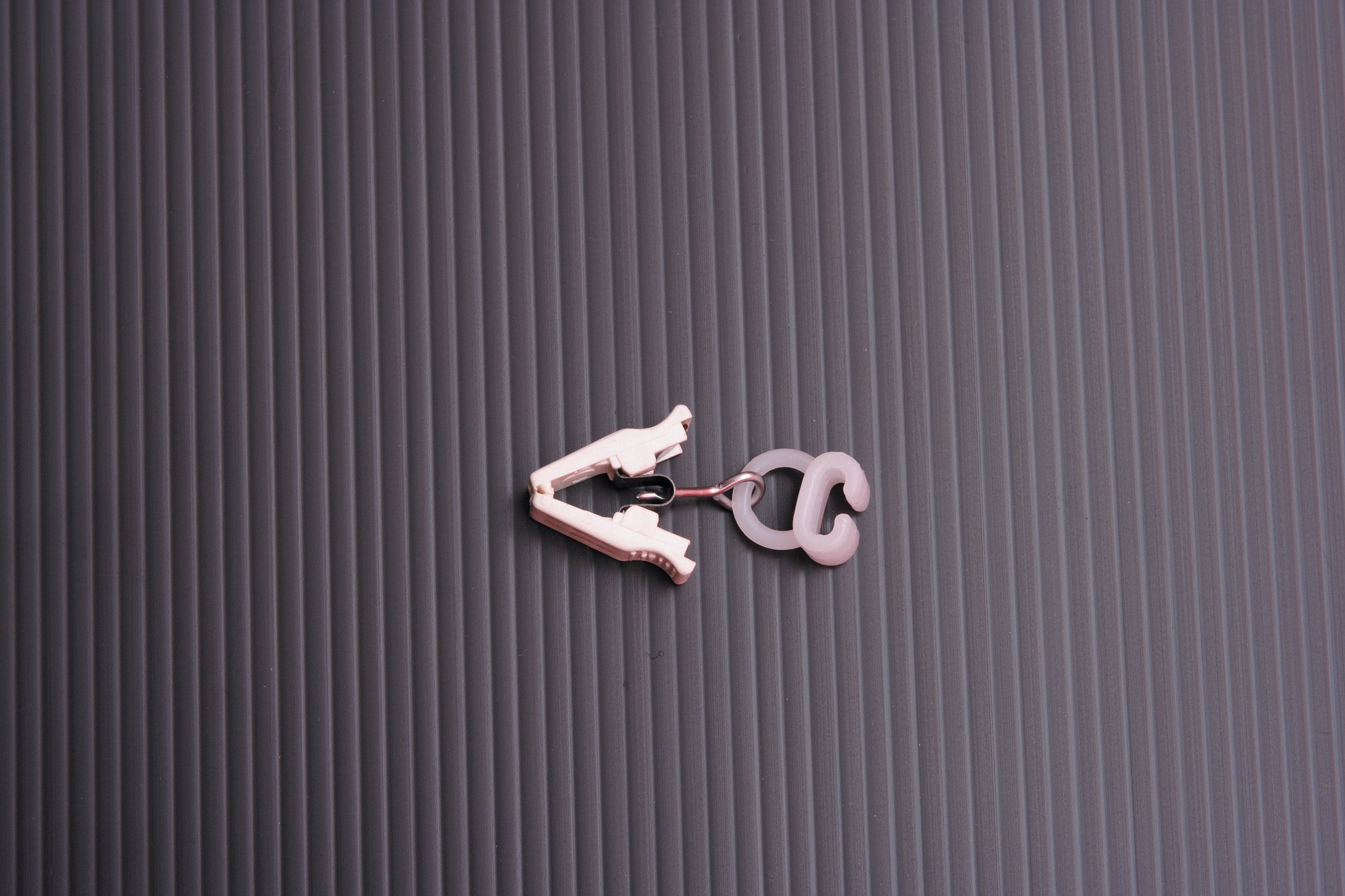 SCORREVOLE PER TENDA CON PINZETTA GIREVOLE 33- BERI BERNARDO- 250,0 pz