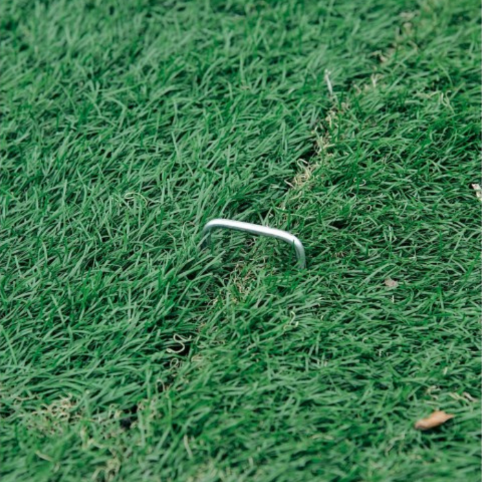 Rotolo prato sintetico erbabella larghezza 1 mt altezza fili 45 mm + 20 picchetti