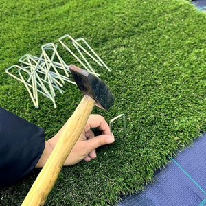 Rotolo prato sintetico erbabella larghezza 2 mt altezza fili 25 mm + 40 picchetti