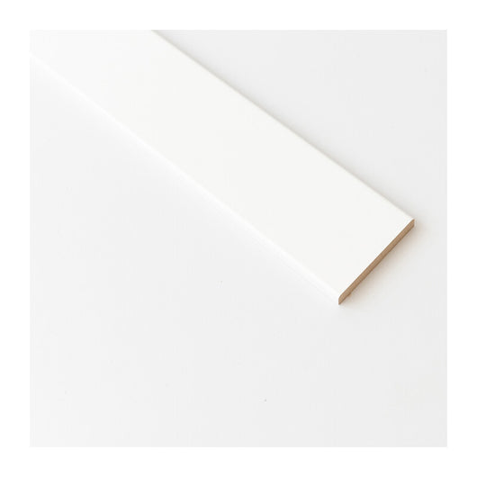 Coprifilo bianco R6 in MDF liscio 70x10 mm lunghezza 240 cm confezione 10 pezzi