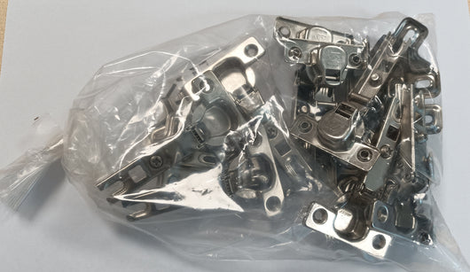 R CERNIERE X KIT ARMADIO 3 ANTE + 4 CASSETTI 135X52X200H ROVERE- 1,0 confezione