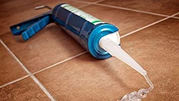 Ambro-Sol P301 Sciogli Silicone, Rimuove il Silicone e Relativi Residui senza Aggredire le Superfici e senza Opacizzarle, Agisce Rapidamente, Bomboletta Spray in Banda Stagnata Riciclabile 400 ml