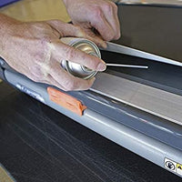 Ambro-Sol P301 Sciogli Silicone, Rimuove il Silicone e Relativi Residui senza Aggredire le Superfici e senza Opacizzarle, Agisce Rapidamente, Bomboletta Spray in Banda Stagnata Riciclabile 400 ml