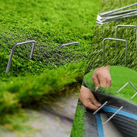 Rotolo prato erbabella 2 mt fili 45 mm + 40 picchetti + adesivo bicomponente