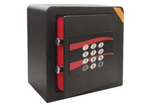 CASSAFORTE CON COMBINAZIONE ELETTRONICA 655- - mm.221x131x221h. Kg.7,5 (N655A) 2 catenacci - 1 pezzi STARK