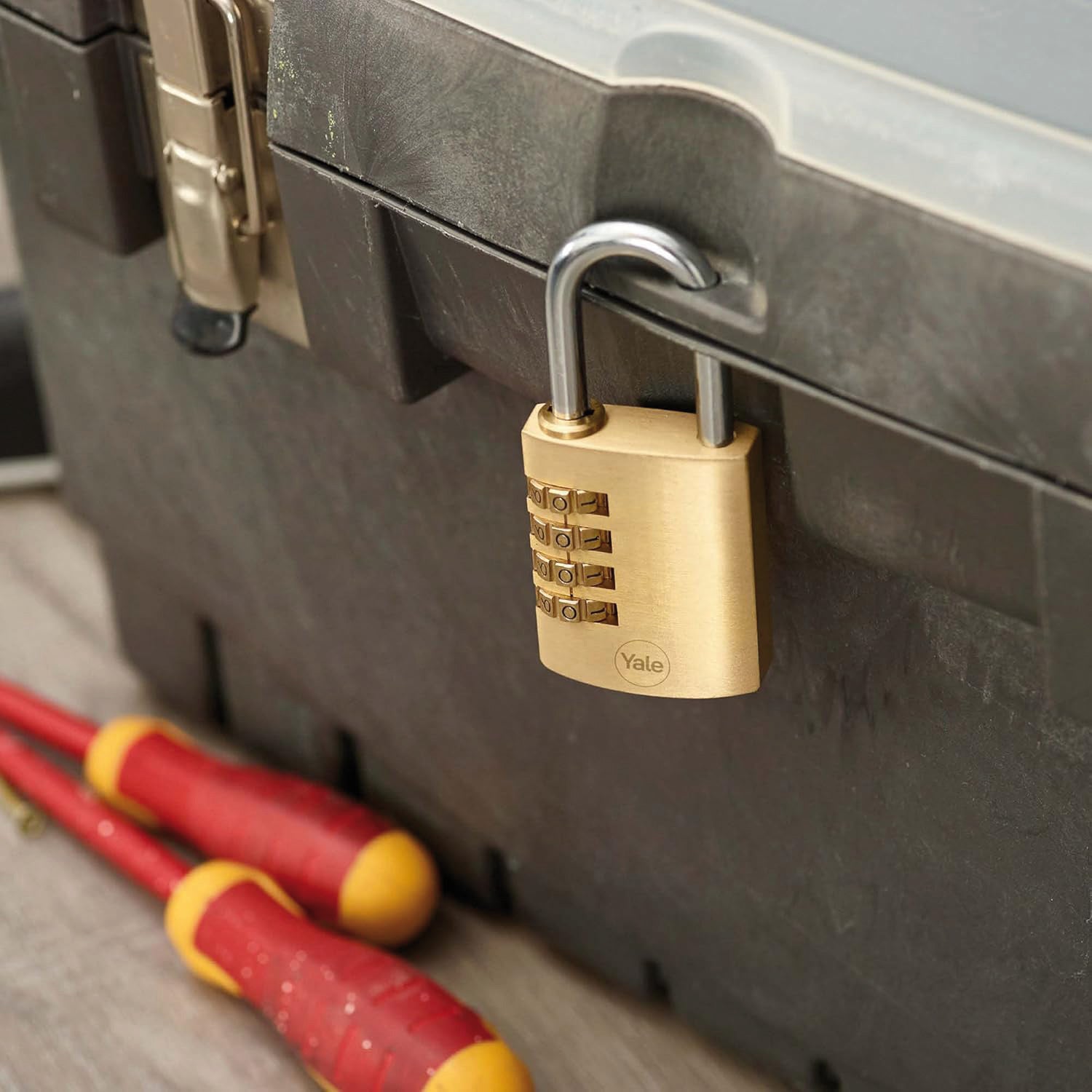 Yale LUCCHETTO DI SICUREZZA CON COMBINAZIONE mm. 40  Corpo ottone - Arco acciaio