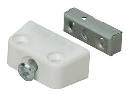 GIUNZIONE PER MOBILI TRAPEZOIDALE PLAST BIANCO**- 50,0 pz