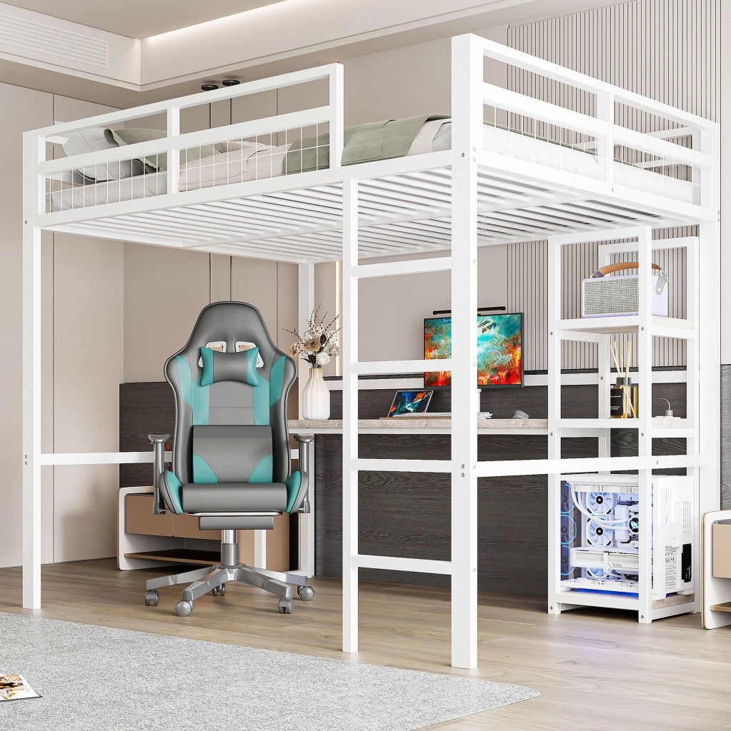 Letto a soppalco 140x200 cm con scrivania; scaffali e presa USB Type-C in metallo
