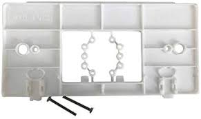 Telaio porta placca con viti M5, distanziali, vite registro M8 80006230 pucci