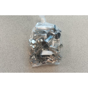 R ACCESSORI MONTAGGIO X KIT CUCINA BASE 3 ANTE 120X50XH85 CM S/LEVELLO BIANCO- 1,0 confezione