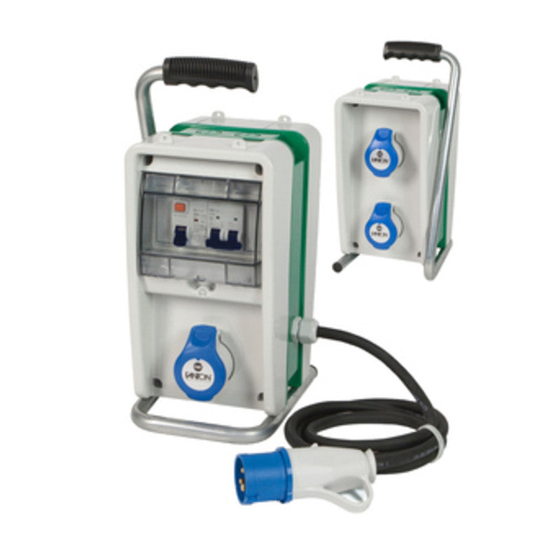 FME 74.303 QUADRO 3P CEE 220V PORTATILE IP44  1 PZ