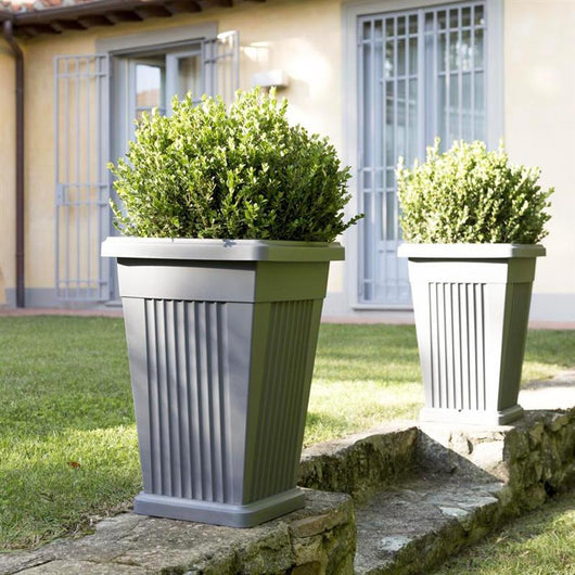 VASO 'PIRAMIDE' cm 40 x 40 x h 59 Lt. 50 bianco  - BAMA