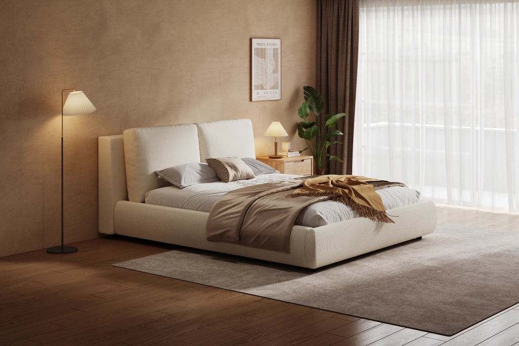Letto matrimoniale 180 × 200 cm con rete a doghe e testiera imbottita, senza materasso, bouclé beige