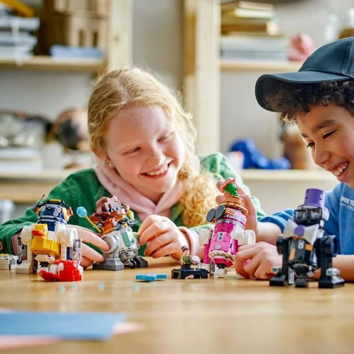 LEGO Star Wars 75392 La fabbrica creativa dei droidi - Costruisci il tuo R2-D2