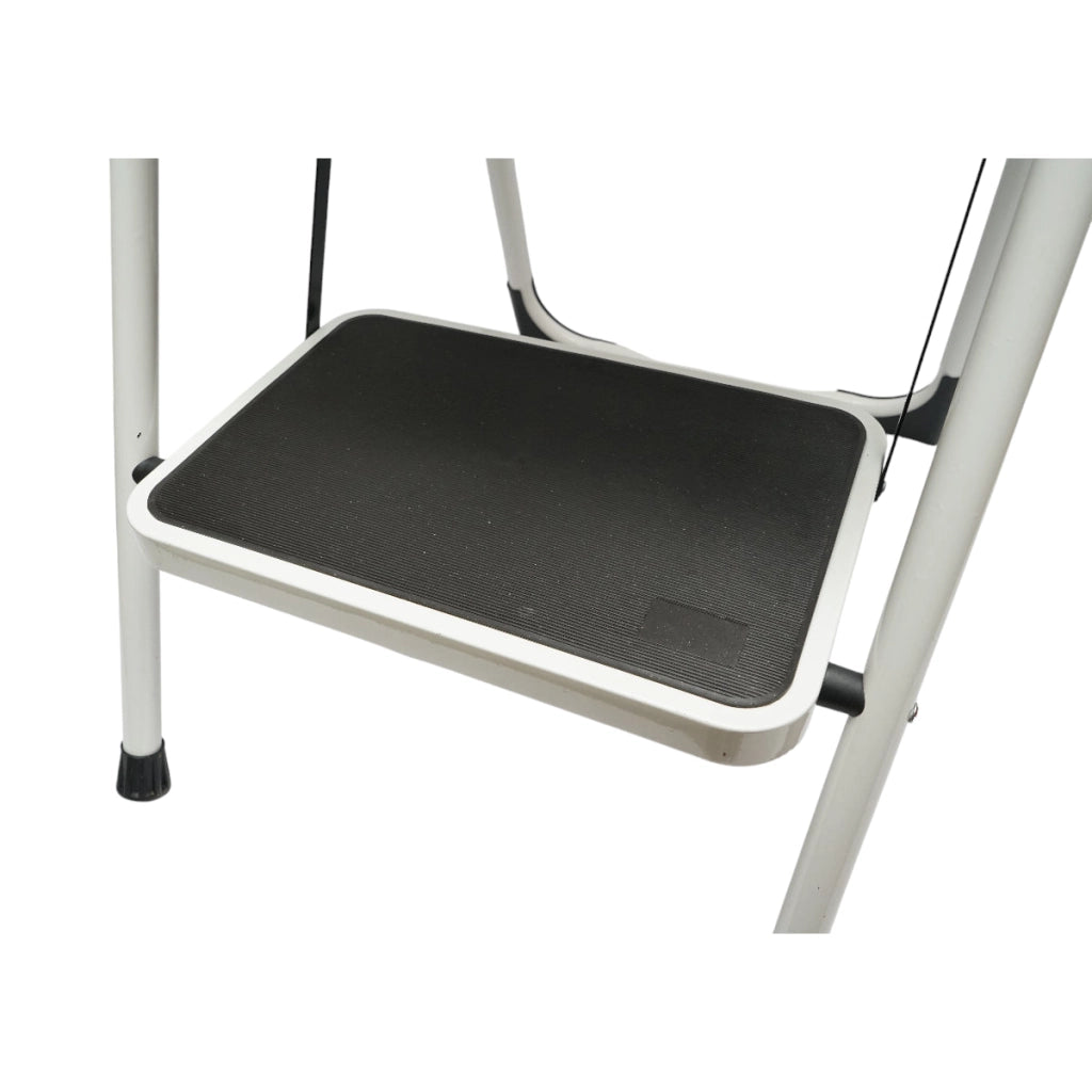 Scala pieghevole in metallo, 3 gradini con rivestimento antiscivolo, altezza 127cm, capacità massima 150Kg, Crownman