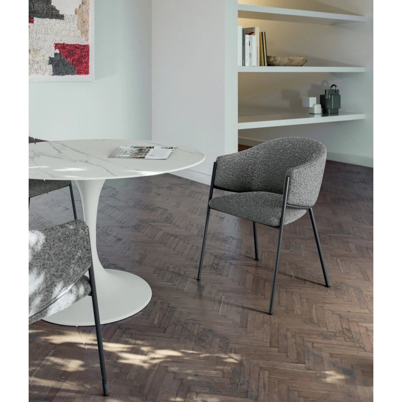 Sedia rivestita in tessuto easy-clean Gambe in metallo verniciato Medea 53cm X 60cm H 78cm Stones