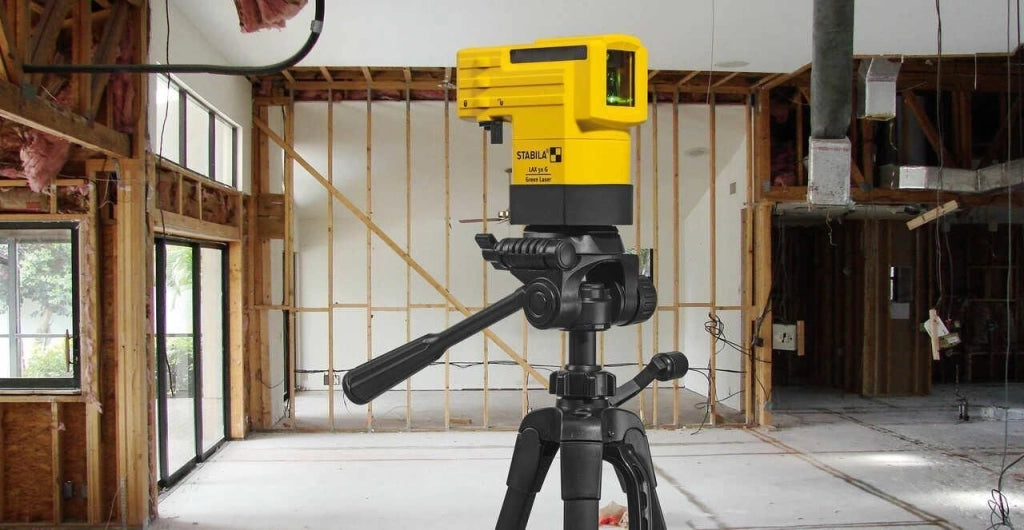Stabila 19110 LAX 50 G Laser a Linea Croce Verde Autolivellante Portata 30 m Precisione ±0,5 mm-m IP53 colore Nero Giallo