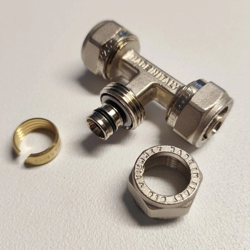 Raccordo 16x16x16 a t a lati uguali a stringere per tubo multistrato