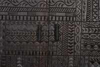 Armadio 3 ante in massello di mango intagliato 