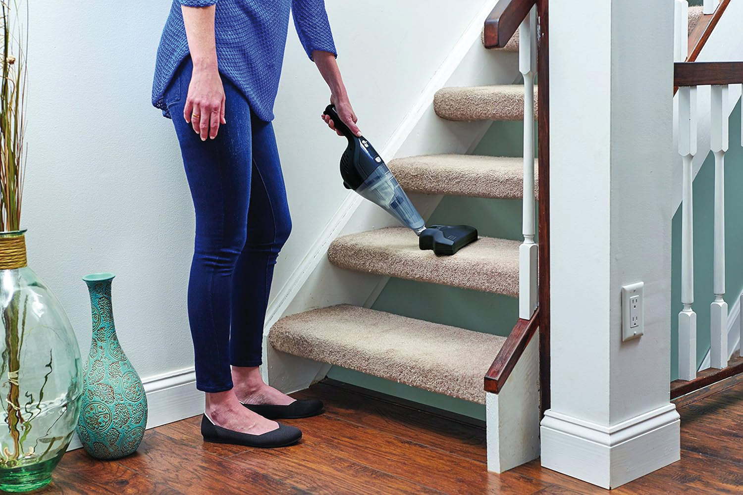 Black+Decker SCOPA RICARICABILE 4 IN 1 NSVA315J-QW'' 10,8V/ 1,5 AH