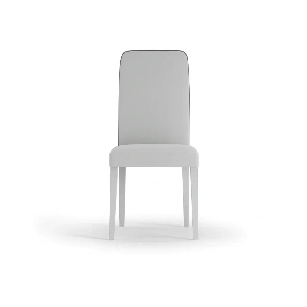Set di 2 sedie da pranzo imbottite in similpelle bianca Alina con struttura in legno facili da pulire Made in Italy | Duzzle