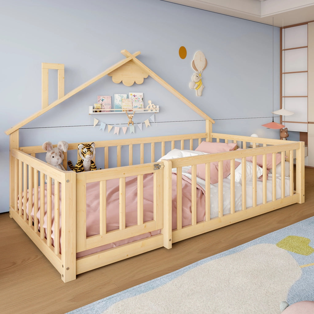 Letto per bambini 90x190 cm a forma di casetta in legno naturale