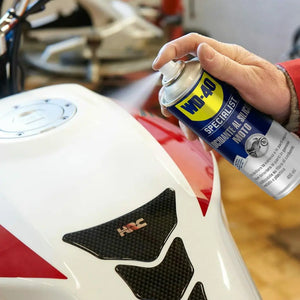 SPRAY WD-40 LUCIDANTE AL SILICONE MOTO  ml. 400 12.00 pz