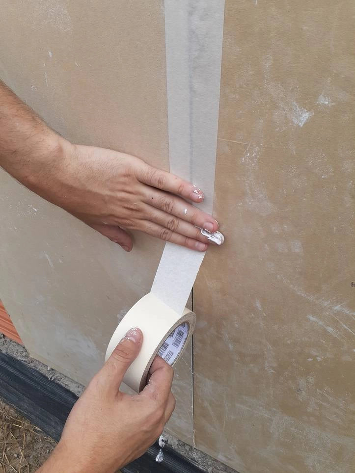 NASTRO COPRIGIUNTO IN CARTA MICROFORATA mm 50x75 mt