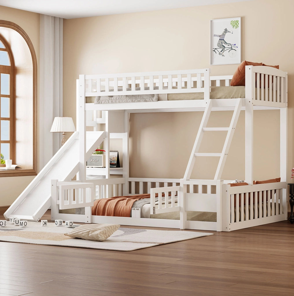 LETTO A CASTELLO 140x200 cm Bianco con scivolo e mensole