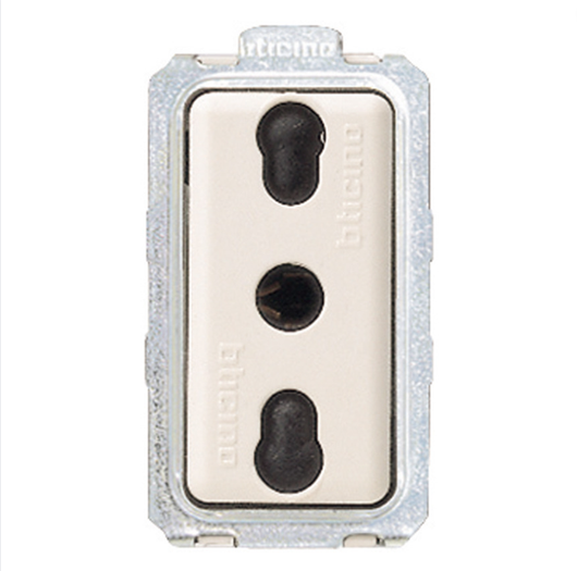Presa bivalente bipasso 10/16a serie bticino magic modello 5180