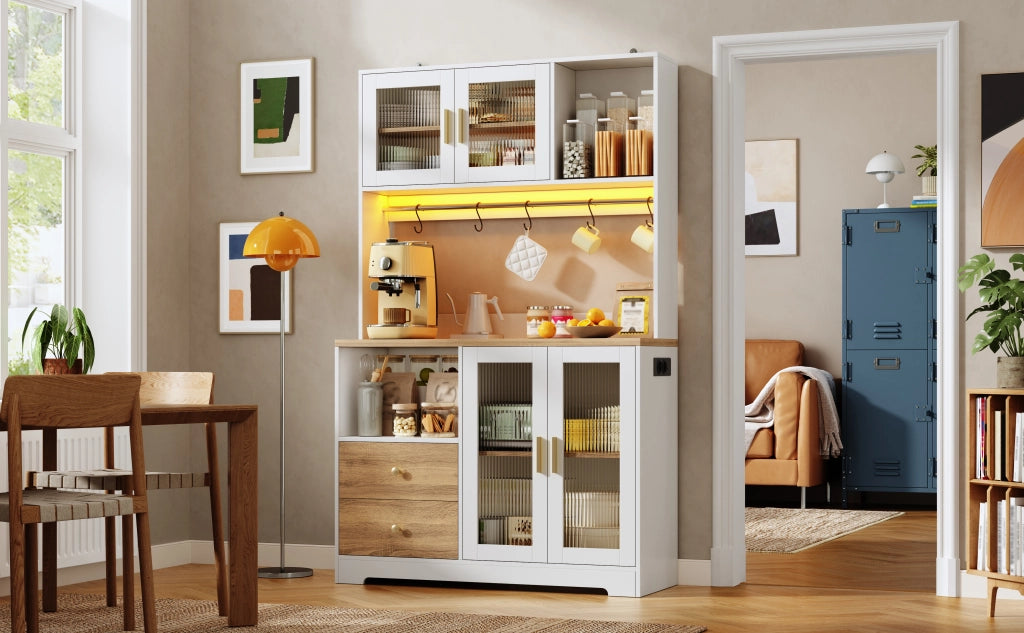 Credenza alta da cucina con LED, prese USB e ante in vetro temperato, bianco effetto legno, 110x40x178 cm