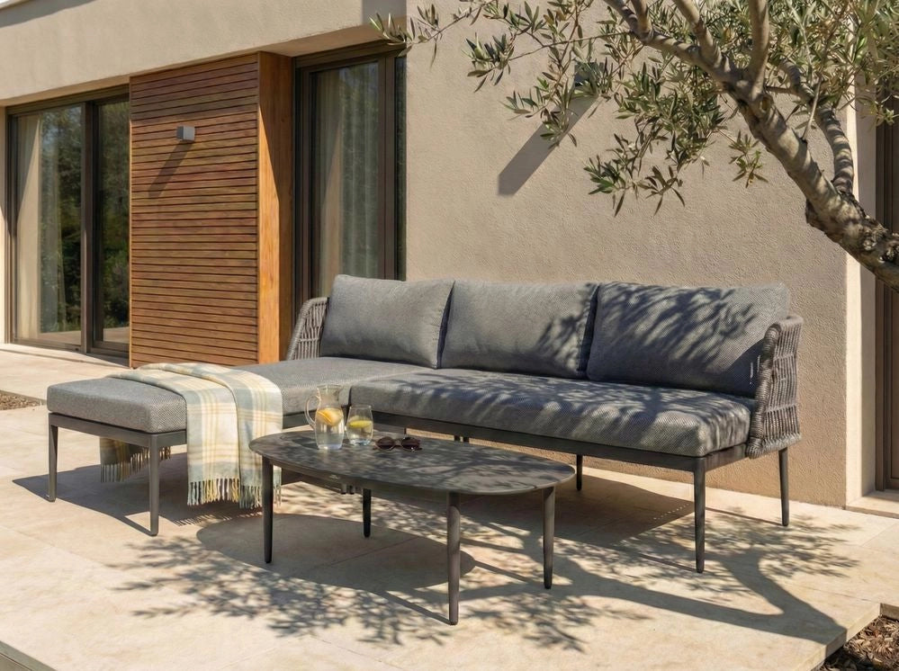 Set da salotto a 3 posti grigio con divano angolare destro in tessuto con struttura in alluminio e tavolino Elegante set da giardino Patio