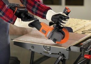 Black+Decker SMERIGLIATRICE A BATTERIA BCG6L8F1S-QW BRUSHLESS 115 mm. 18V 1 batteria 4,0 Ah