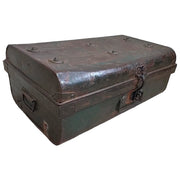 Valigia artigianale in metallo, 67x37x25h cm