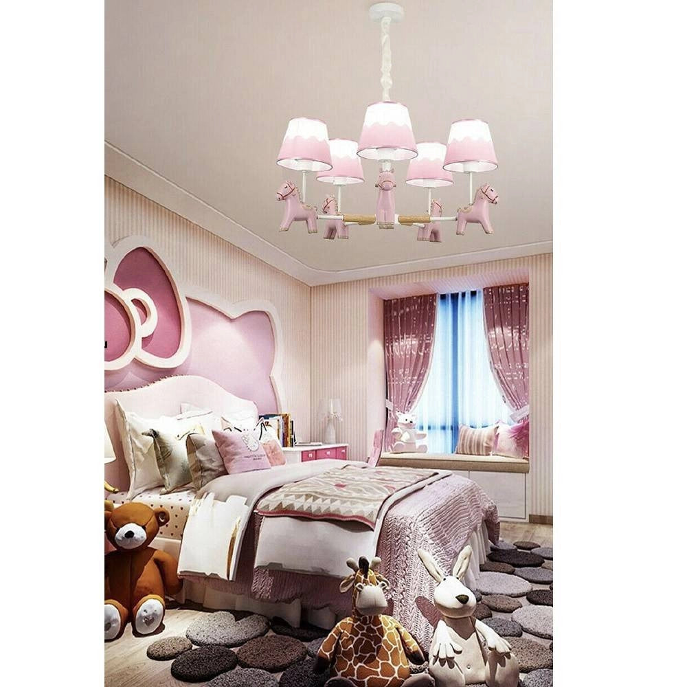 Trade Shop - Lampadario Per Cameretta A Sospensione Cavallo In Resina 5 Portalampada E27 A45 -